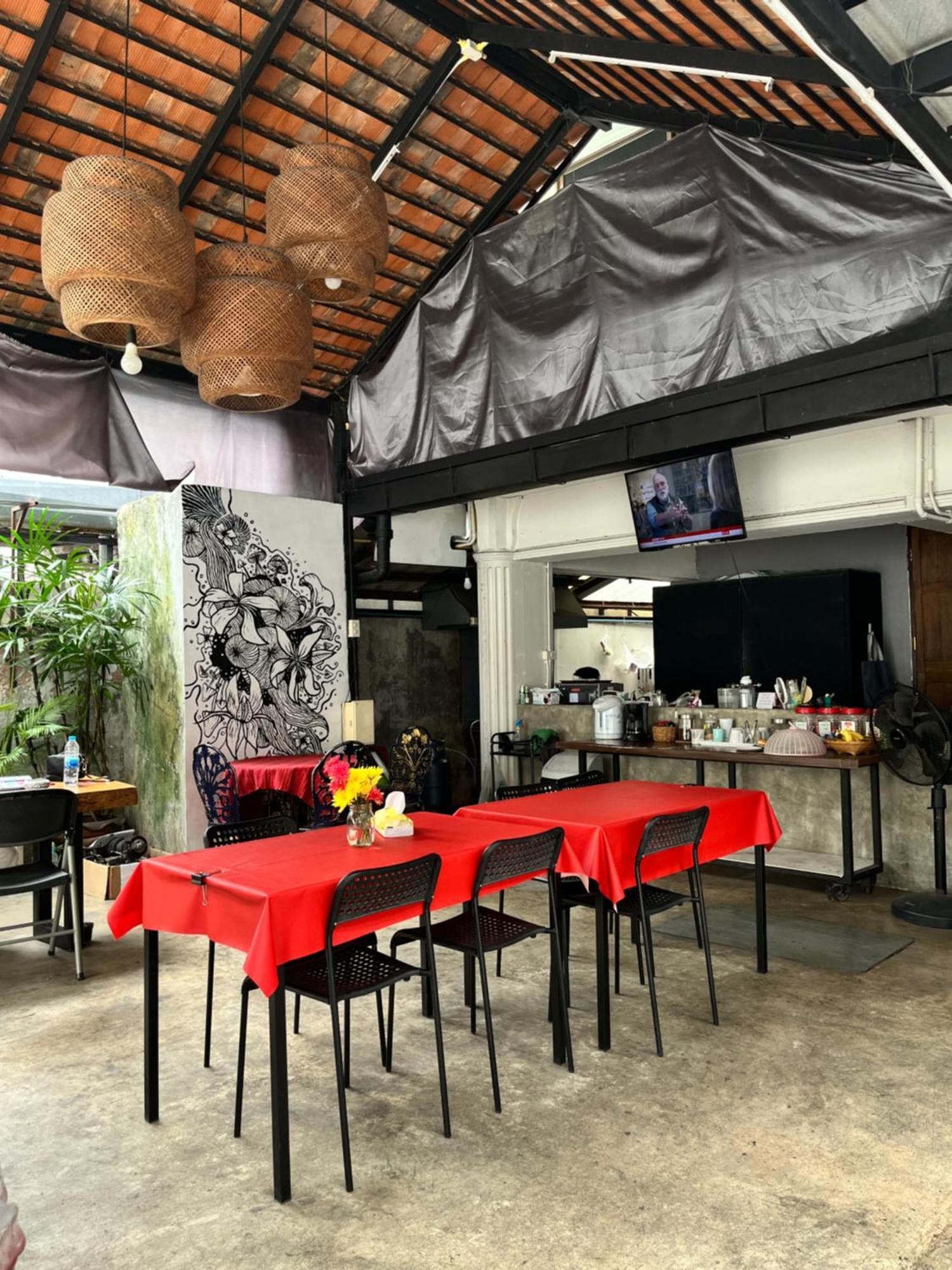 Rcn Court & Inn Chiang Mai Eksteriør billede