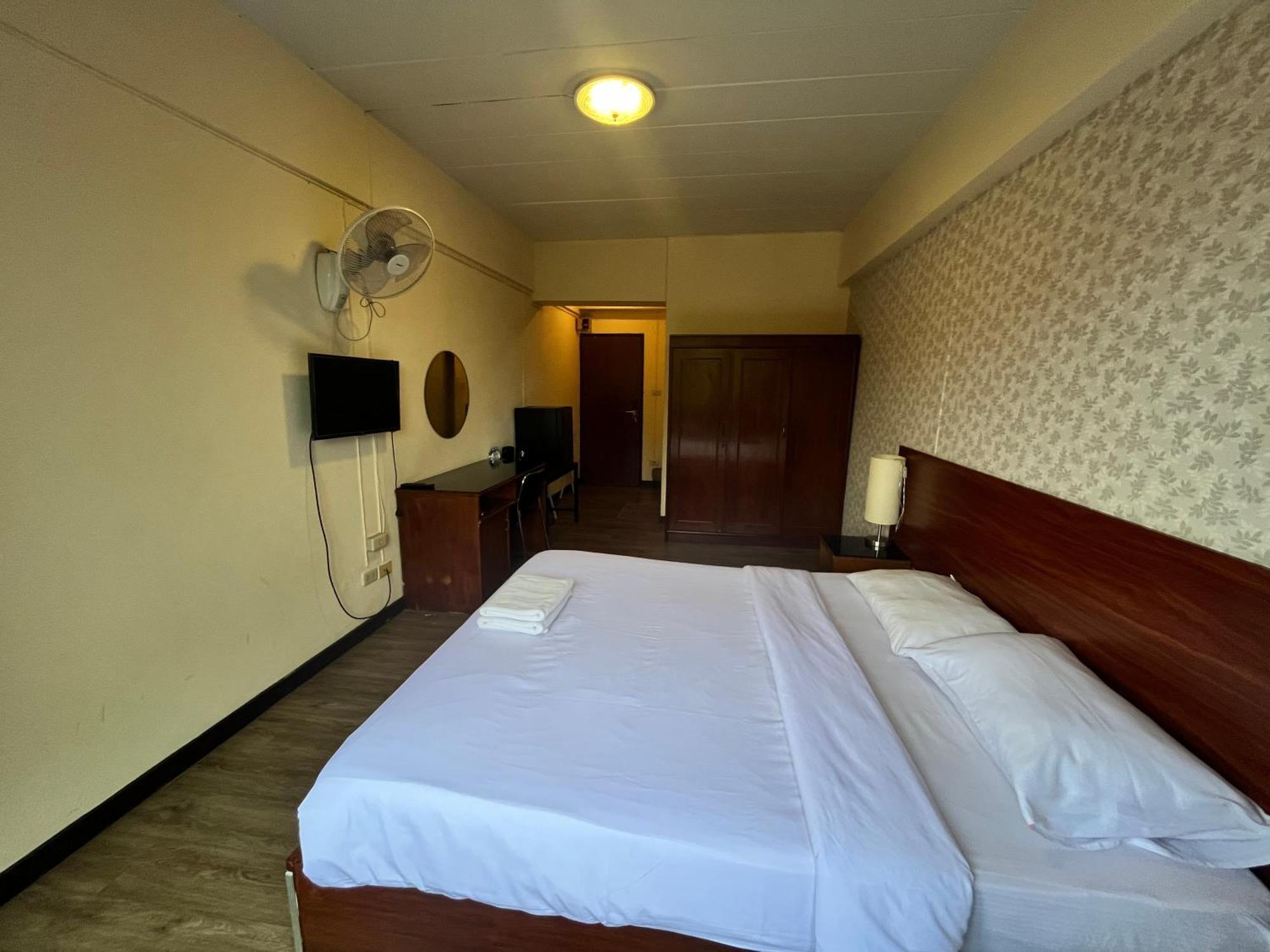 Rcn Court & Inn Chiang Mai Eksteriør billede